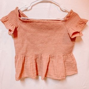 American Eagle Pink Off thé Shoulder Top